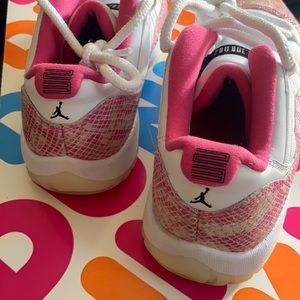 Size US 7.5 Jordan’s slightly worn